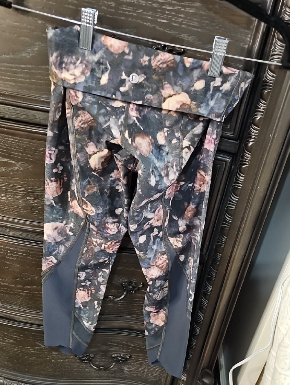 lululemon Fast and Free Crop II, Nulux Fabric, Stunning with Mesh - Picture 8 of 12